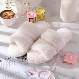 Women's Fluffy Open Toe Slipper (Pairs of 4)
