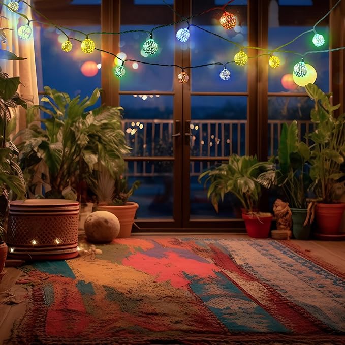 36 Ft 60 LED Solar Crystal Globe String Light
